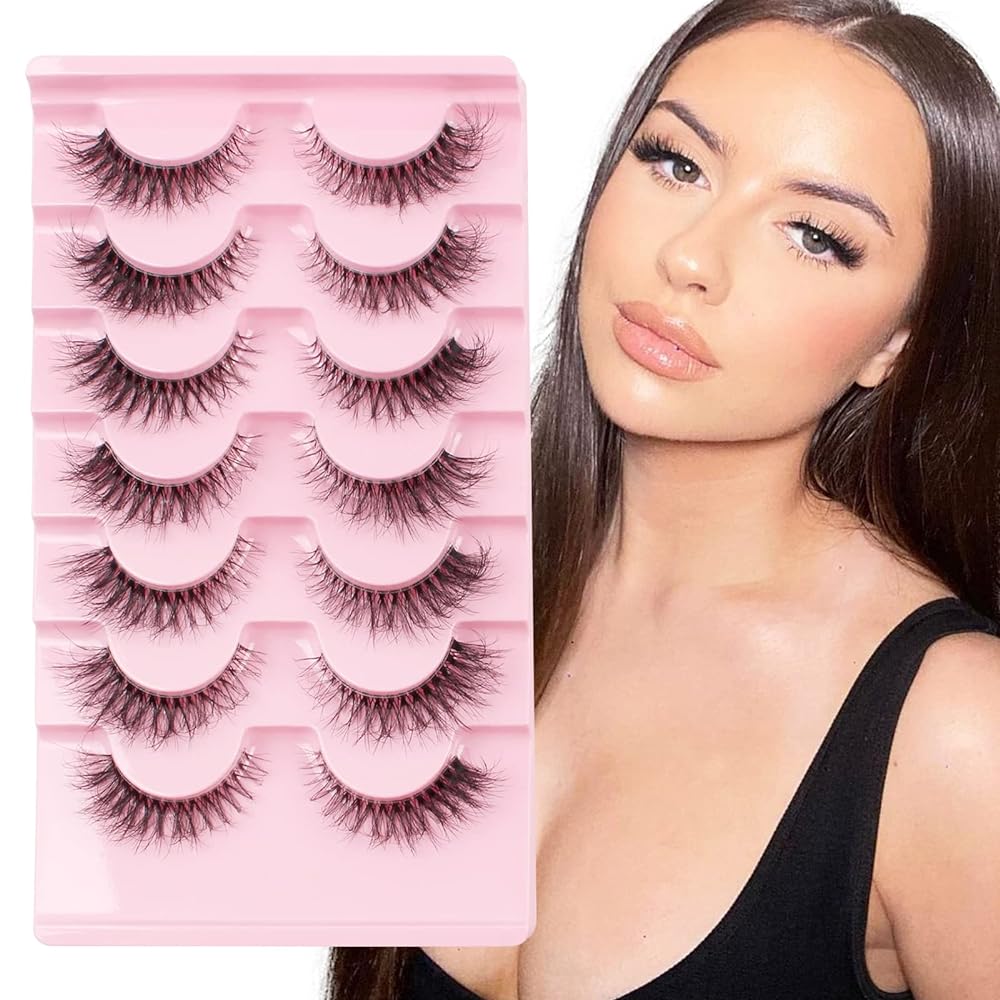 Naturales Cat Eye Lashes by Glowing Win