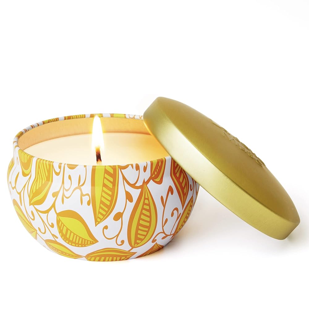 LA JOLIE MUSE Ruby Grapefruit Scented Candle