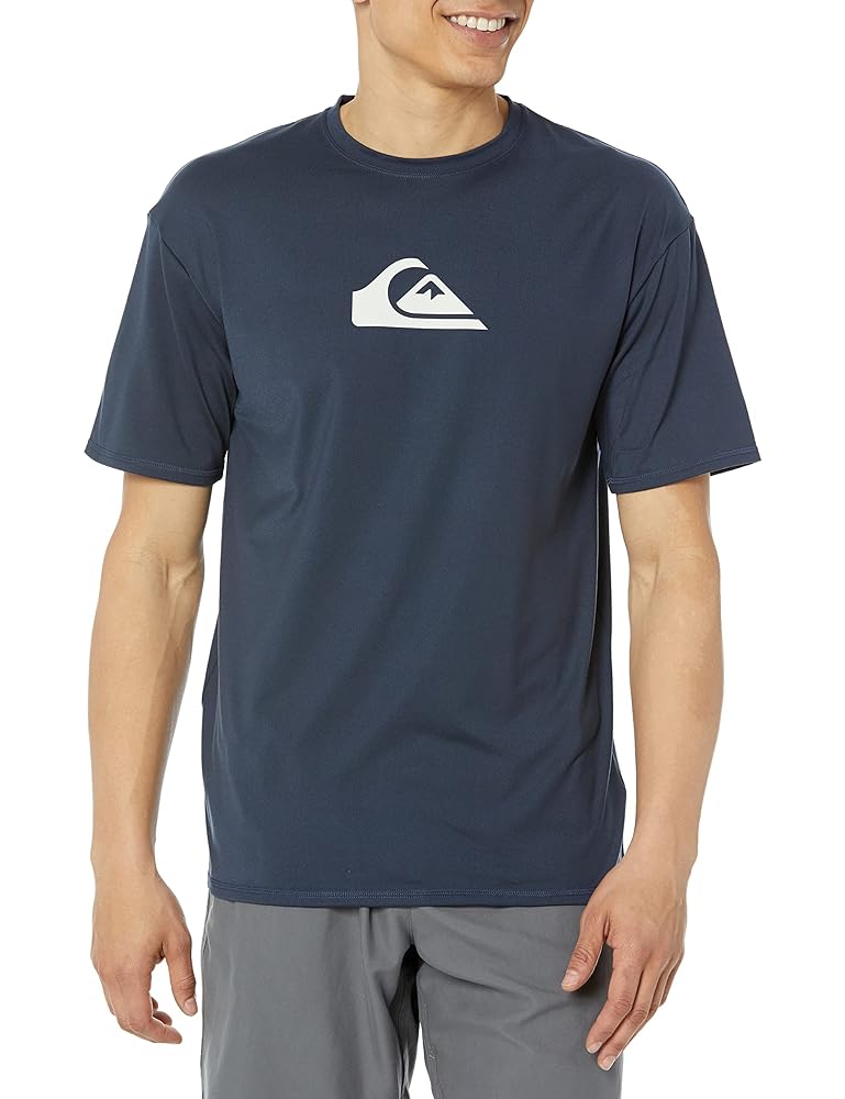 Quiksilver Rashguard - Men's Short Sleeve Surf Shirt